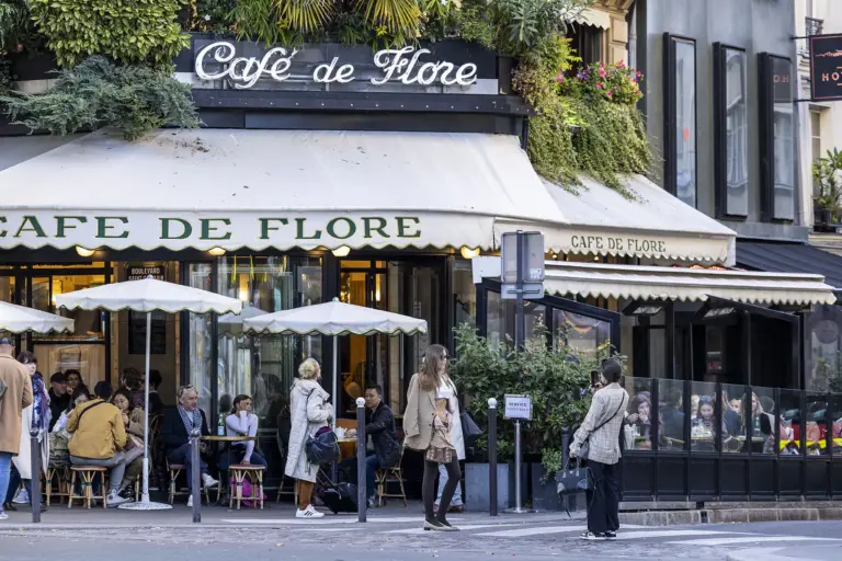 Café de flore from the street of Saint-Germain-Des-Prés