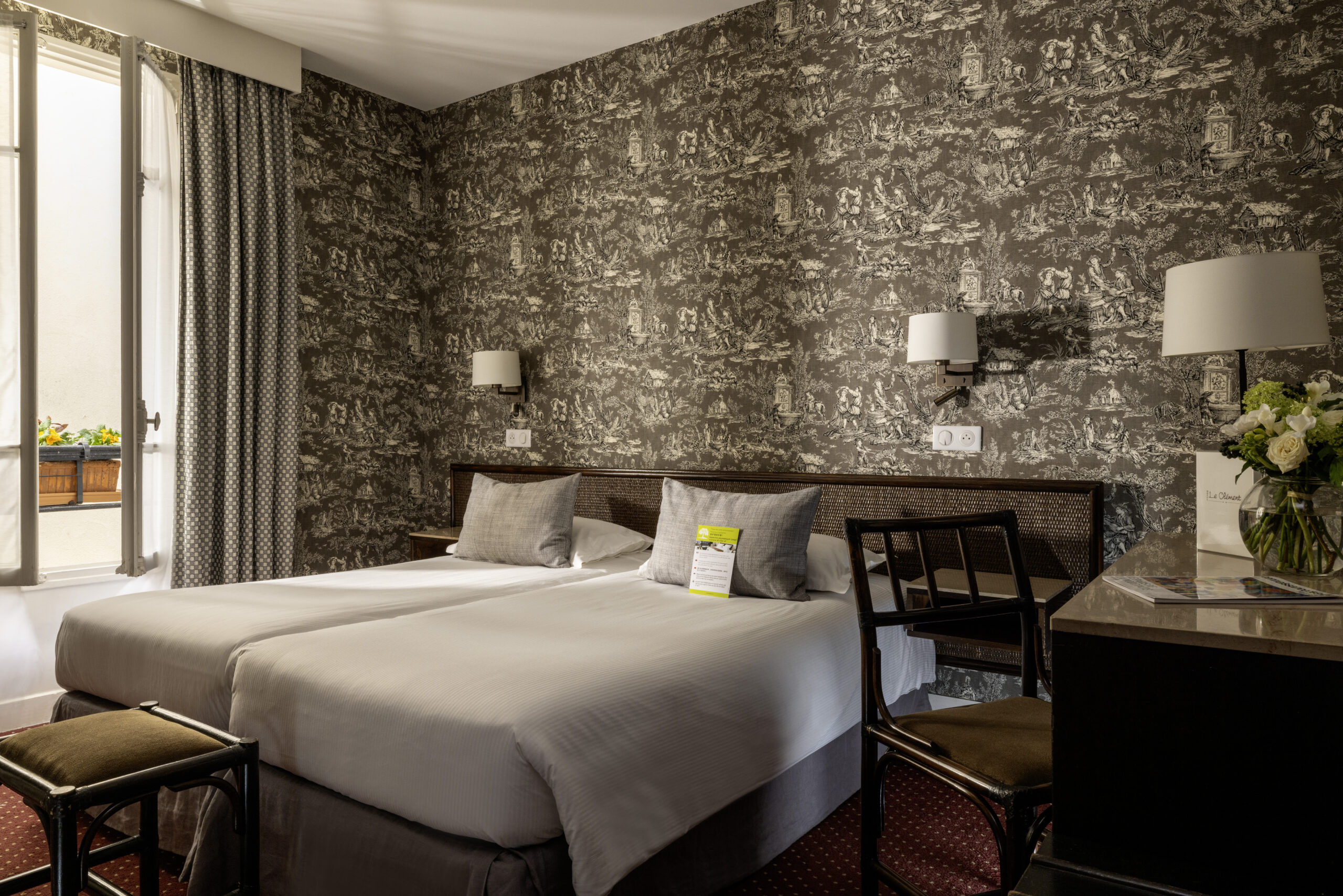 twin room bed